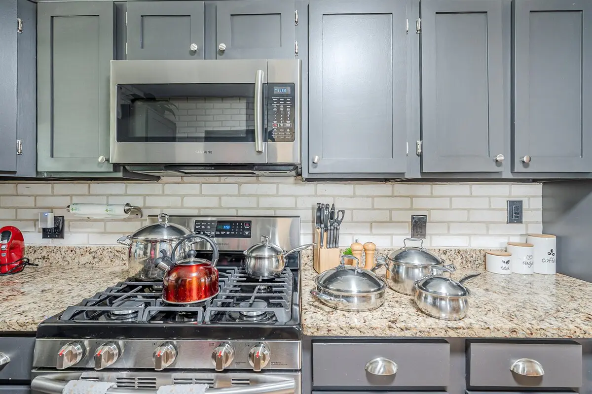 46f1d627 029f 4abf bb79 b8ad203fb058