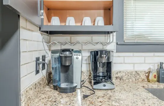 6e25c8d4 9d9d 48a5 a6ea b6cbb56d4bce