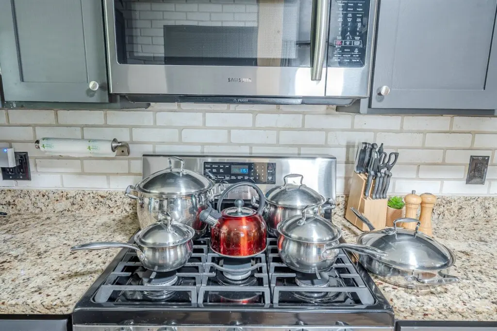 9c1541f8 ab0b 43f5 b74b 3e013c5882f8