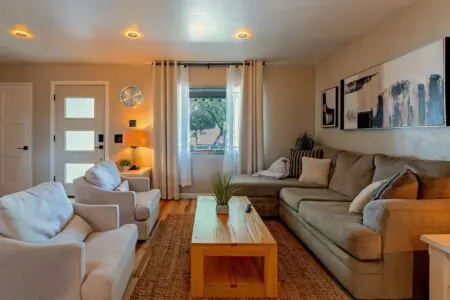 a4099a45 9887 4d78 97e3 aea13e925ab9