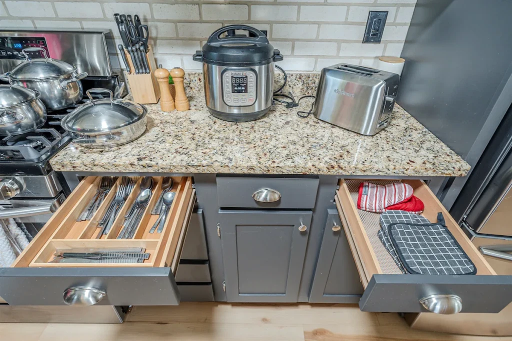 416aeae8 5b73 43ea a64e f4427528e756