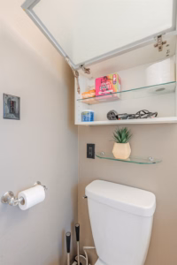 f143435a 06c1 4bf8 b946 892ba2b35e00