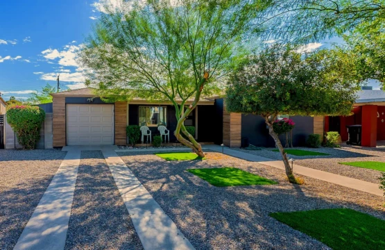 f1ff2430 c302 43a6 b4ed b19ca90161bb